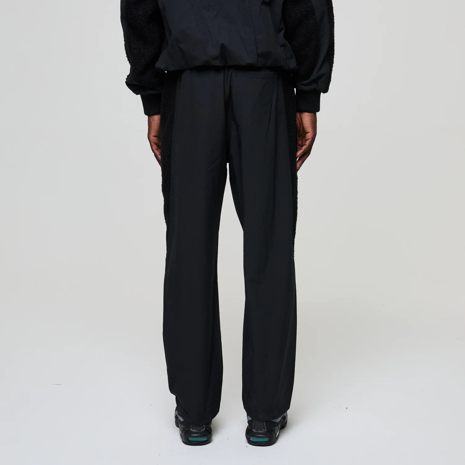 MICRO SHERPA & NYLON TRACK PANT - Image 5